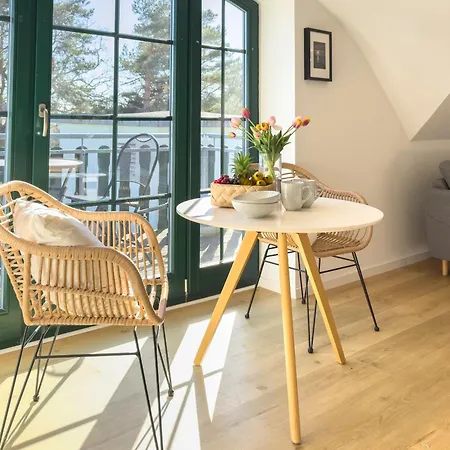 Haus Am Kleinen Hafen No 2 * Born